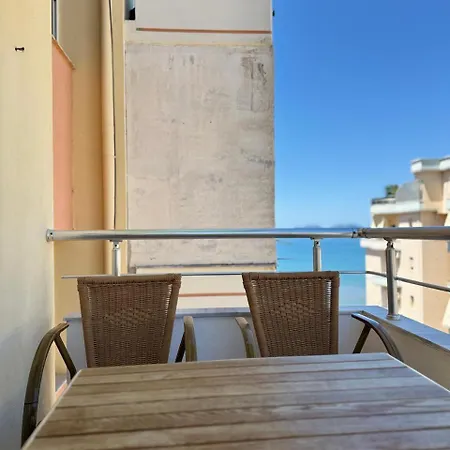 In Lungo Mare Apartment *