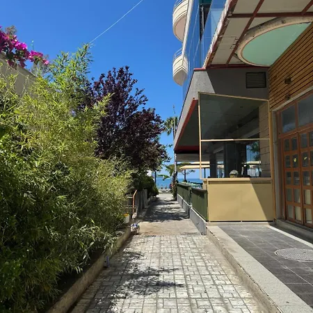 In Lungo Mare * Avlonya